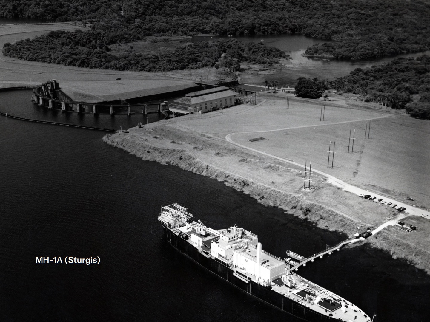 MH-1A Sturgis floating nuclear power plant