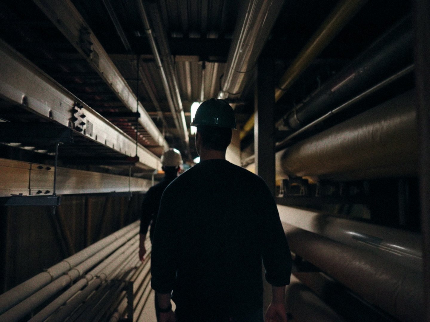 Reactor facility walkway